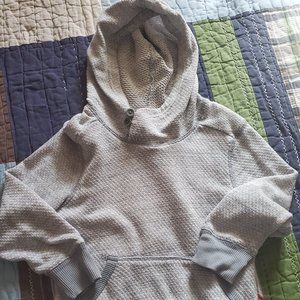 Old Navy pullover